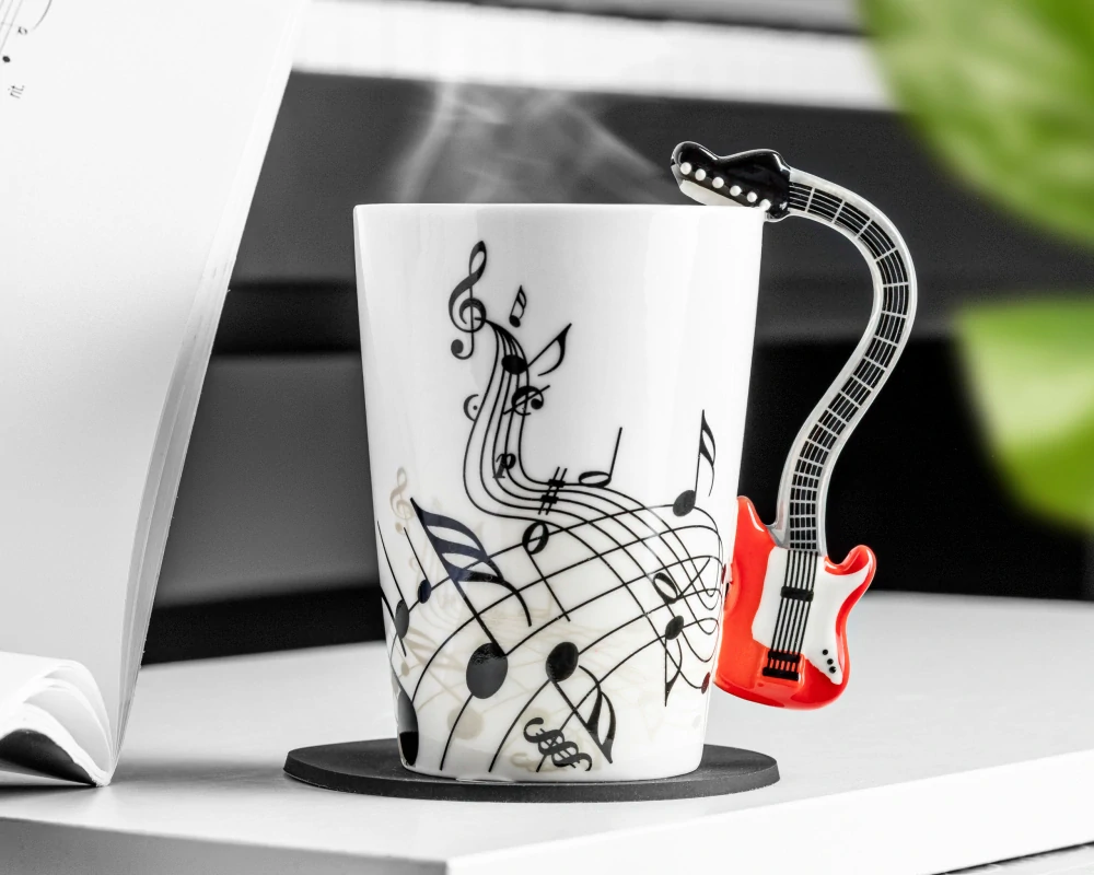 Music hrnek červená kytara + podtácek