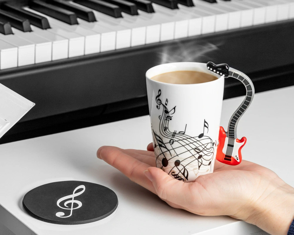 Music hrnek červená kytara + podtácek